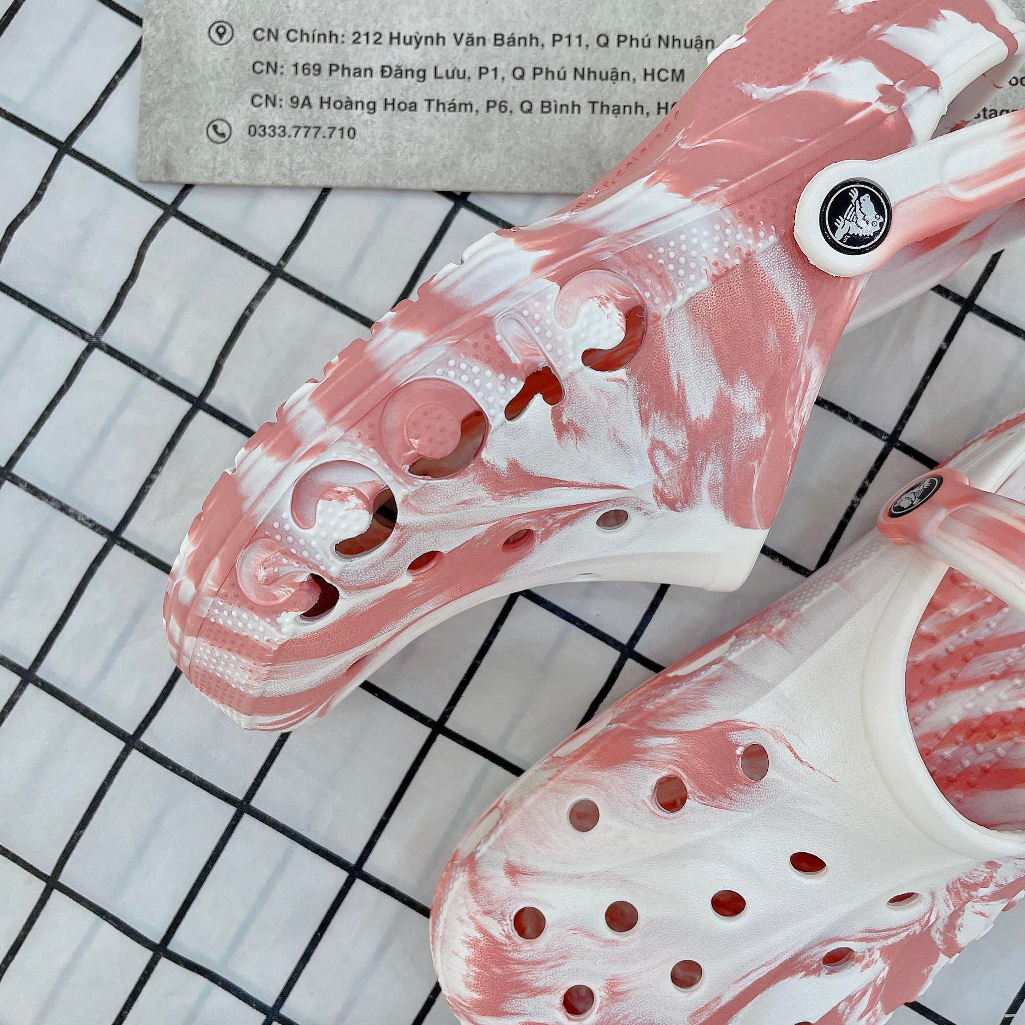 2319 - HÀNG CHÍNH HÃNG - GIÀY CLOG UNISEX CROCS BAYA - DÂU TÂY LOANG