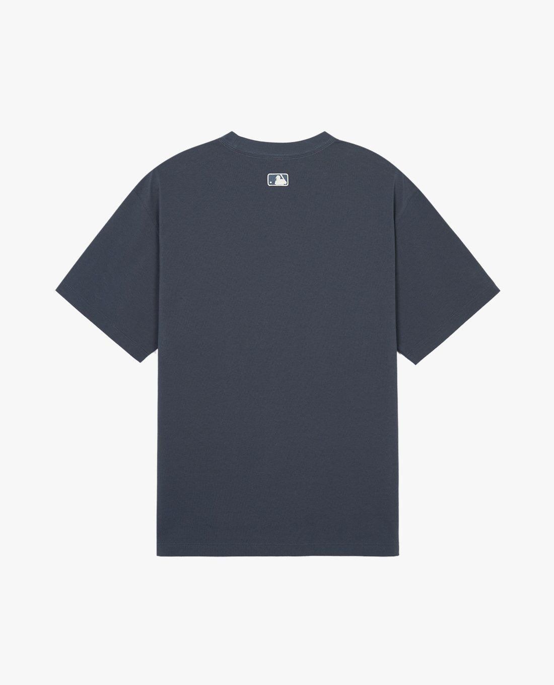 2699 - HÀNG CHÍNH HÃNG - ÁO THUN MLB - YANKEES 1903 - XÁM ĐEN - CODE:3ATSB2243-07WHS