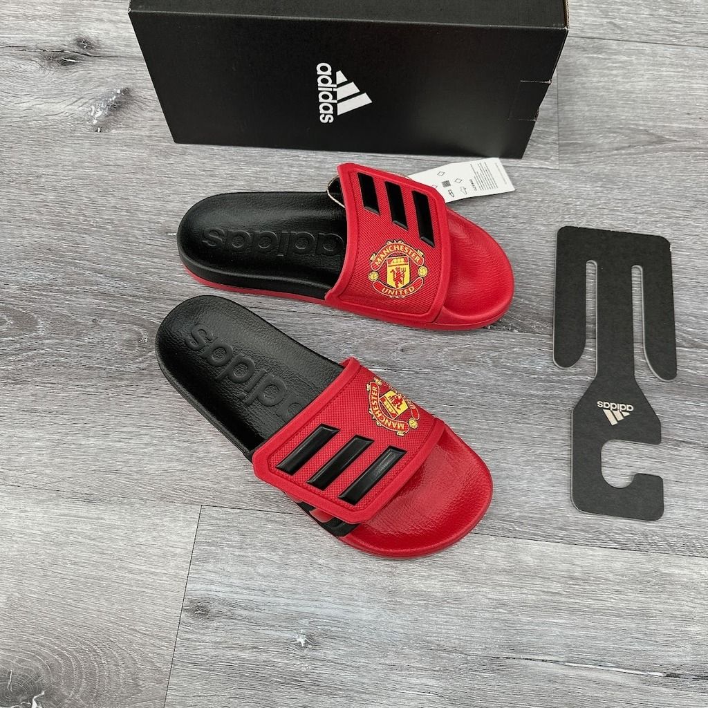 1163 - HÀNG CHÍNH HÃNG - DÉP ADIDAS TND - MÀU ĐỎ ĐEN - Manchester United - CODE: GZ5940