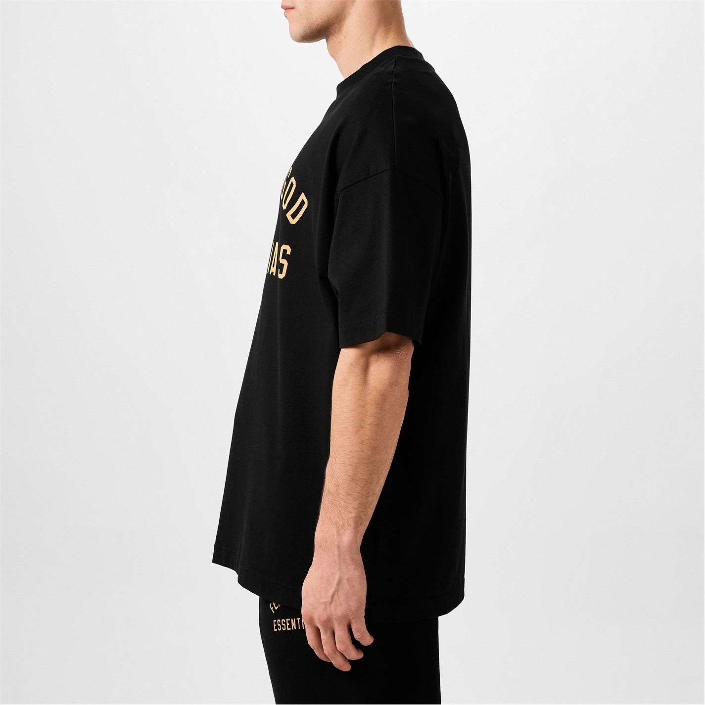 2657 - HÀNG CHÍNH HÃNG - ÁO THUN TEE ESSENTIAL FOG - JERSEY CREWNECK - ĐEN - CODE: 125BT244190F