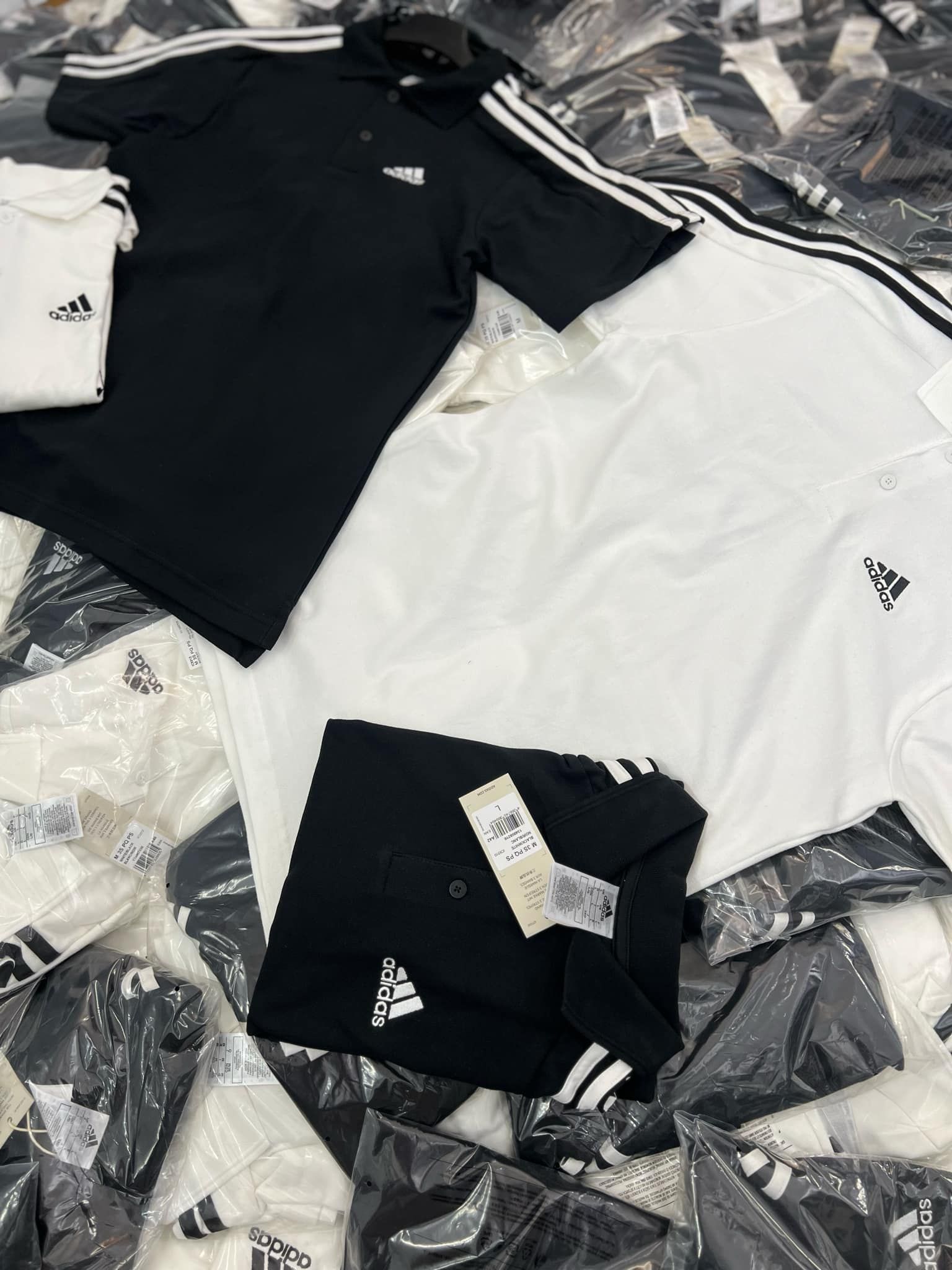 2566 - HÀNG CHÍNH HÃNG - ÁO ADIDAS POLO 2 SỌC LOGO NHỎ ĐEN - * BLACK * CODE : IC9310