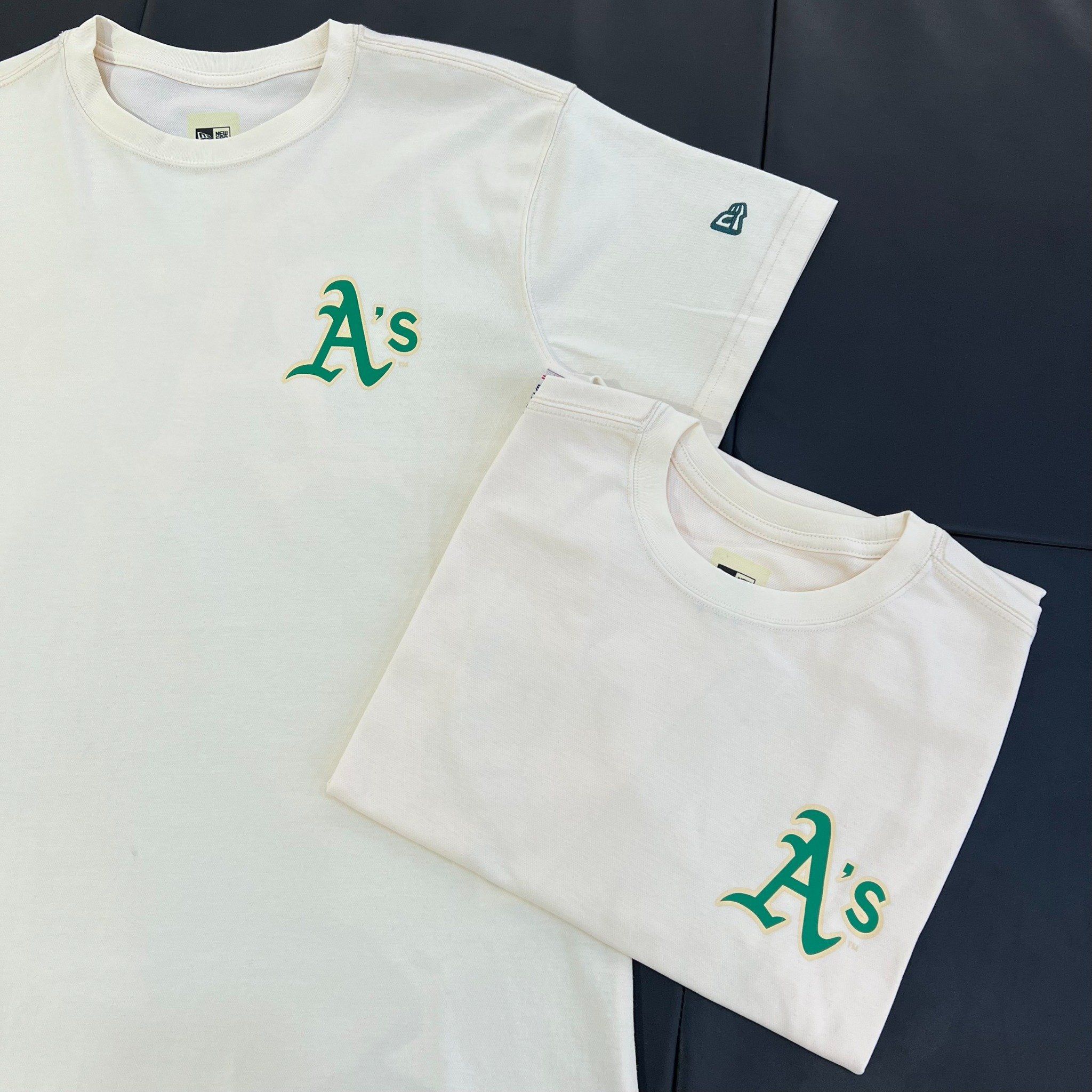 0642 - HÀNG CHÍNH HÃNG - ÁO THUN NEW ERA - LOGO A'S GREEN KEM - *BEIGE* - Code: 13086596