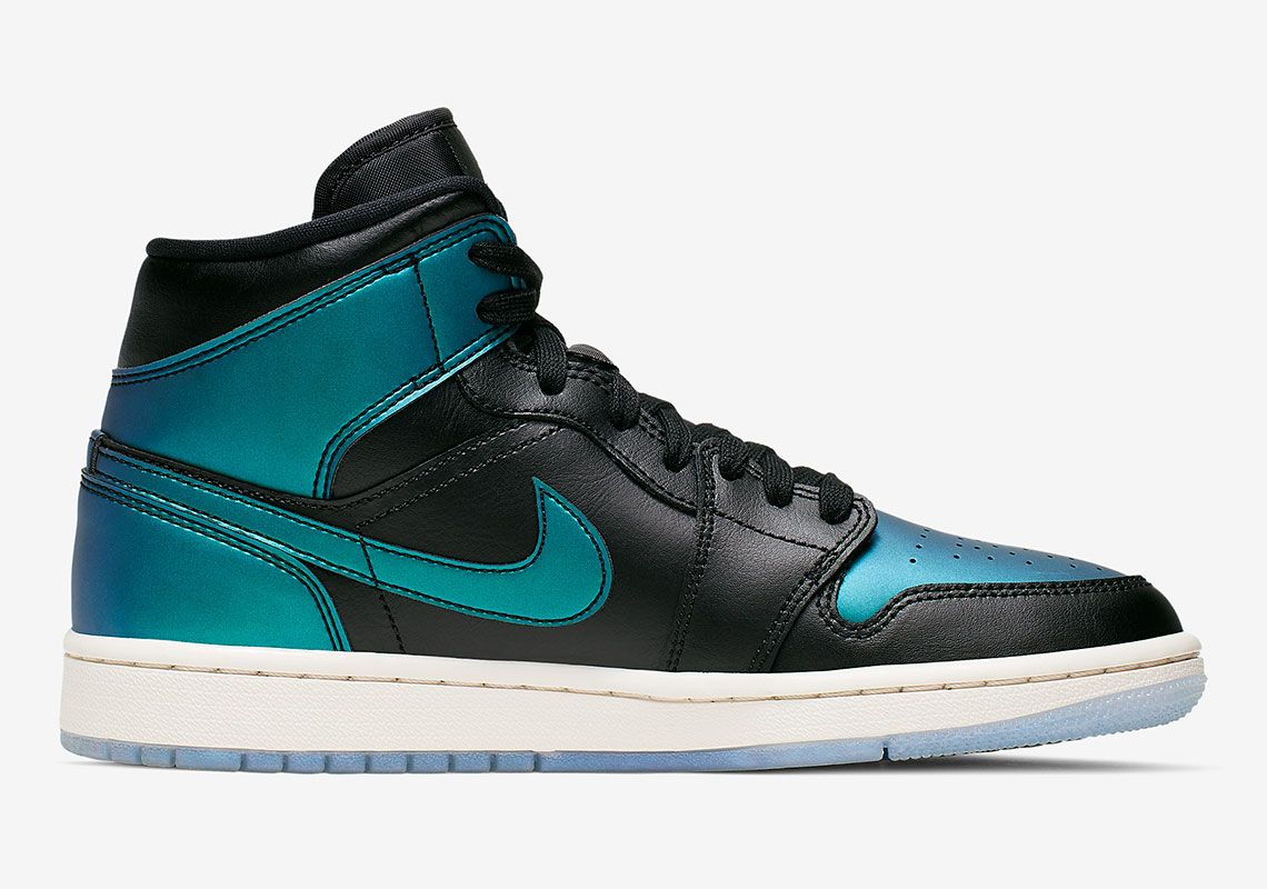0095 - HÀNG CHÍNH HÃNG - GIÀY AIR JORDAN 1 MID
