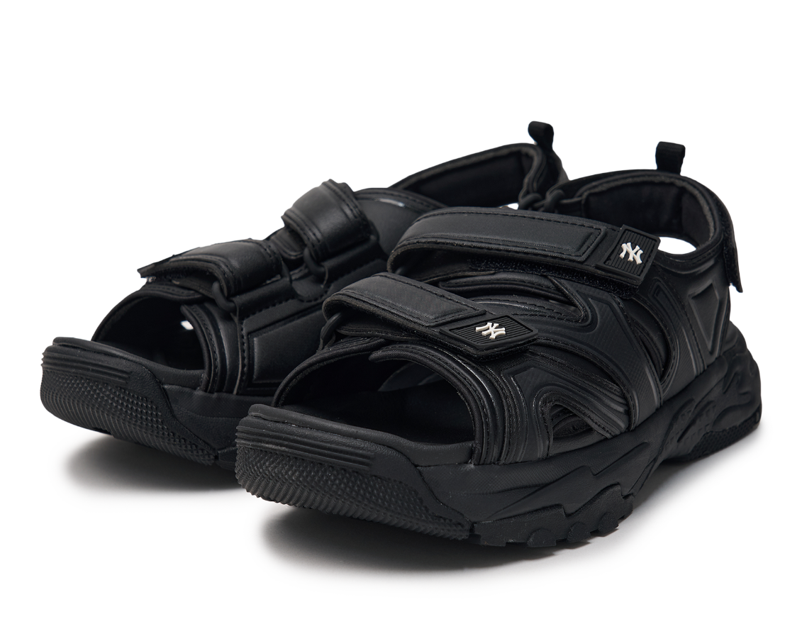 2195 - HÀNG CHÍNH HÃNG - GIÀY SANDAL MLB CHUNKY NEW YORK YANKEES - BLACK - CODE: 3ASDRNS43-50BKS