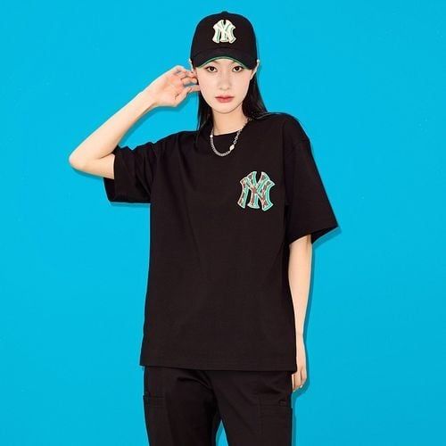 1166 - HÀNG CHÍNH HÃNG - ÁO THUN MLB - NEW YORK YANKEES MONOTIVE - ĐEN - CODE : 3ATSM3033-50BKS