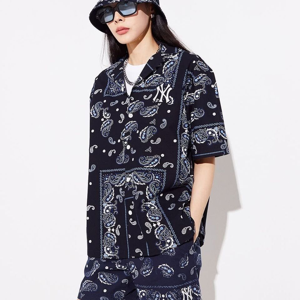 1390 - HÀNG CHÍNH HÃNG - Áo Sơ Mi MLB - PAISLEY - *TAY NGẮN* - CODE: 3AWSP0123-50NYD