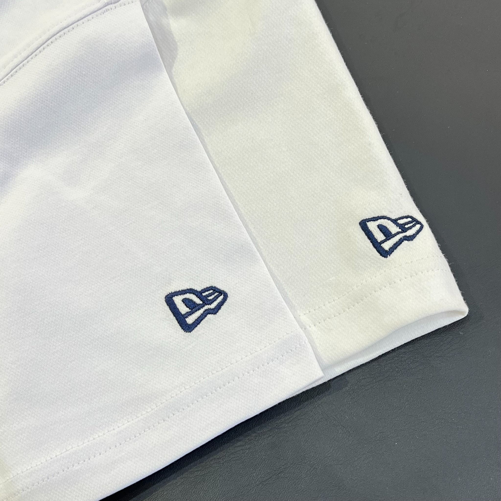 0643 - HÀNG CHÍNH HÃNG - ÁO THUN NEW ERA - NEW YORK CHAMPION 27 TRẮNG - *WHITE* - Code: 11837589
