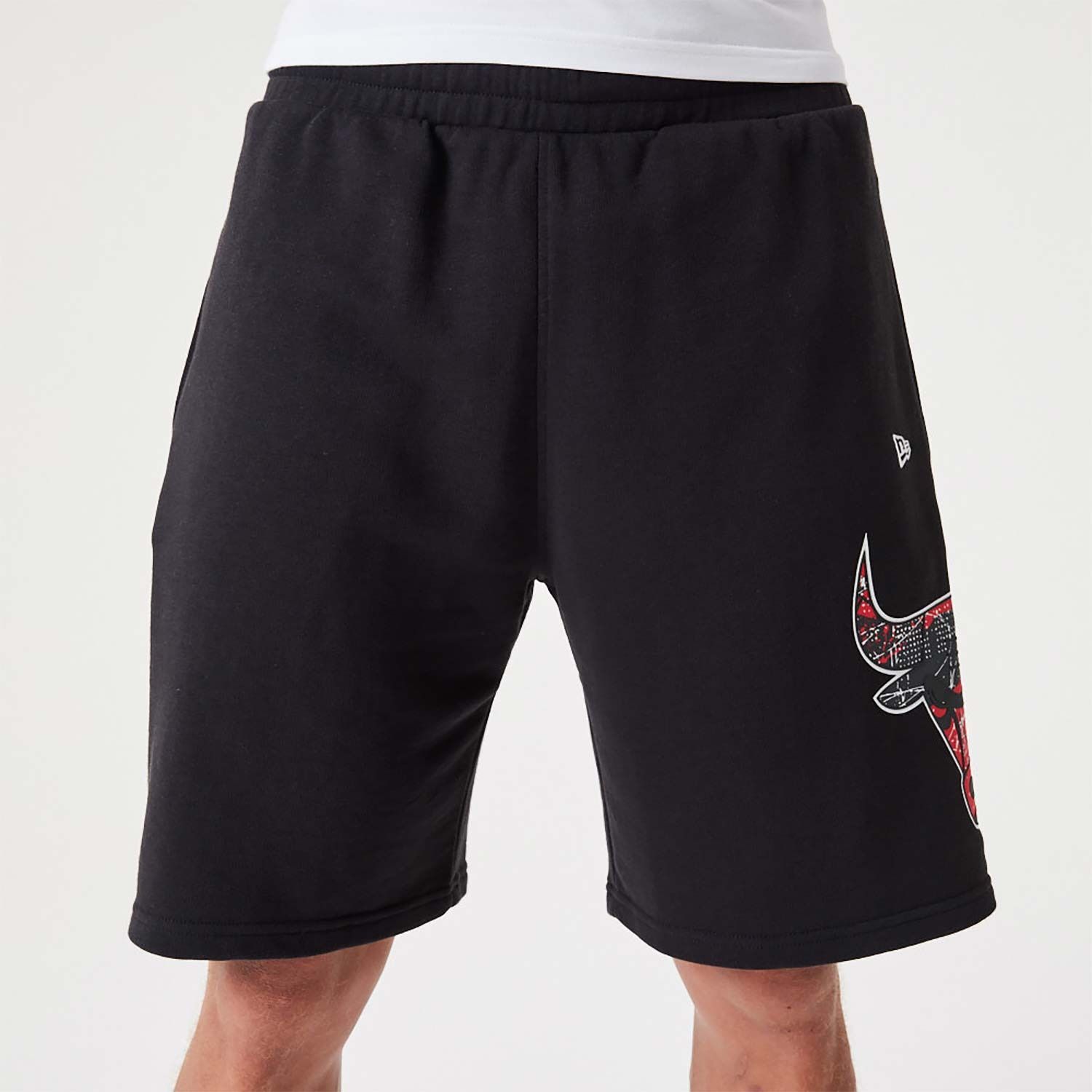 1172 - HÀNG CHÍNH HÃNG - QUẦN SHORT THUN NEW ERA - CHICAGO BULLS NBA TEAM - ĐEN - CODE: 60332213
