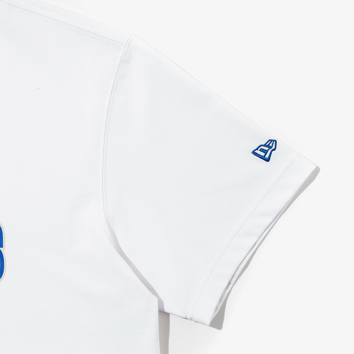 0680 - HÀNG CHÍNH HÃNG - ÁO THUN NEW ERA - GRAVITY LA TRẮNG - *WHITE* - Code: 12354520