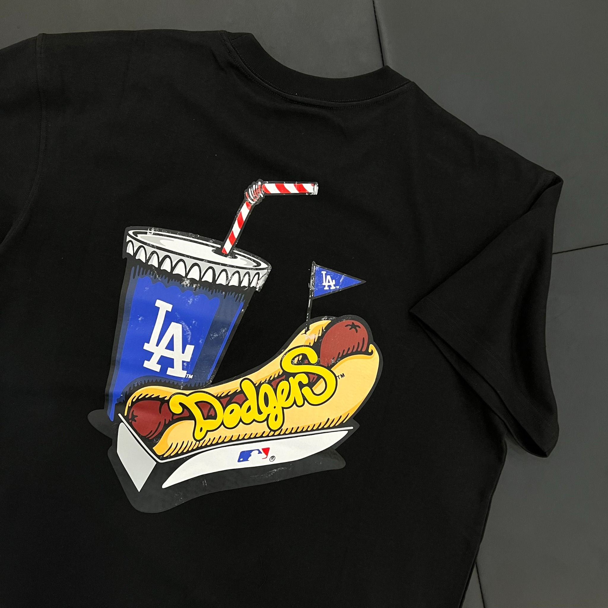 0728 - HÀNG CHÍNH HÃNG - ÁO THUN NEW ERA - HOTDOG ĐEN - *BLACK* - Code: 12715377