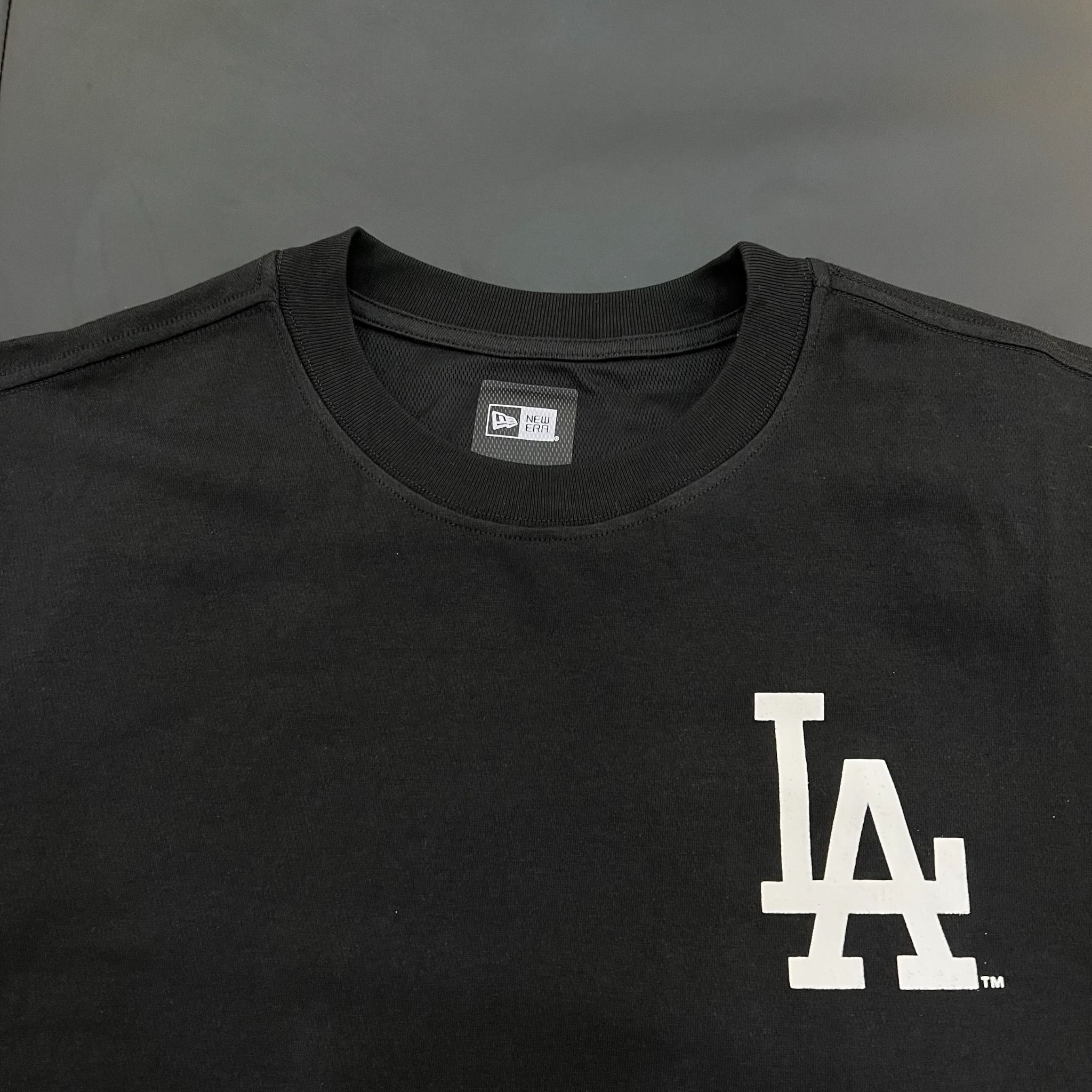 0728 - HÀNG CHÍNH HÃNG - ÁO THUN NEW ERA - HOTDOG ĐEN - *BLACK* - Code: 12715377