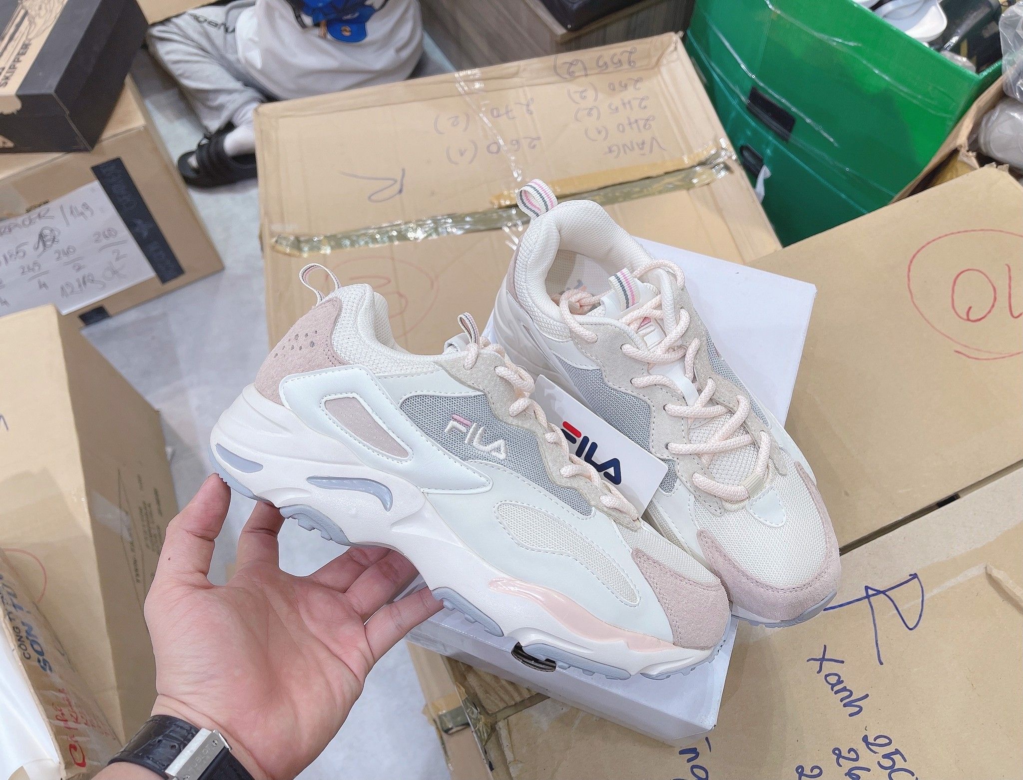 0131 - HÀNG CHÍNH HÃNG - GIÀY FILA RAY TRACER PASTEL PINK - *HỒNG PINK* - 2021** - Code: 1RM01153