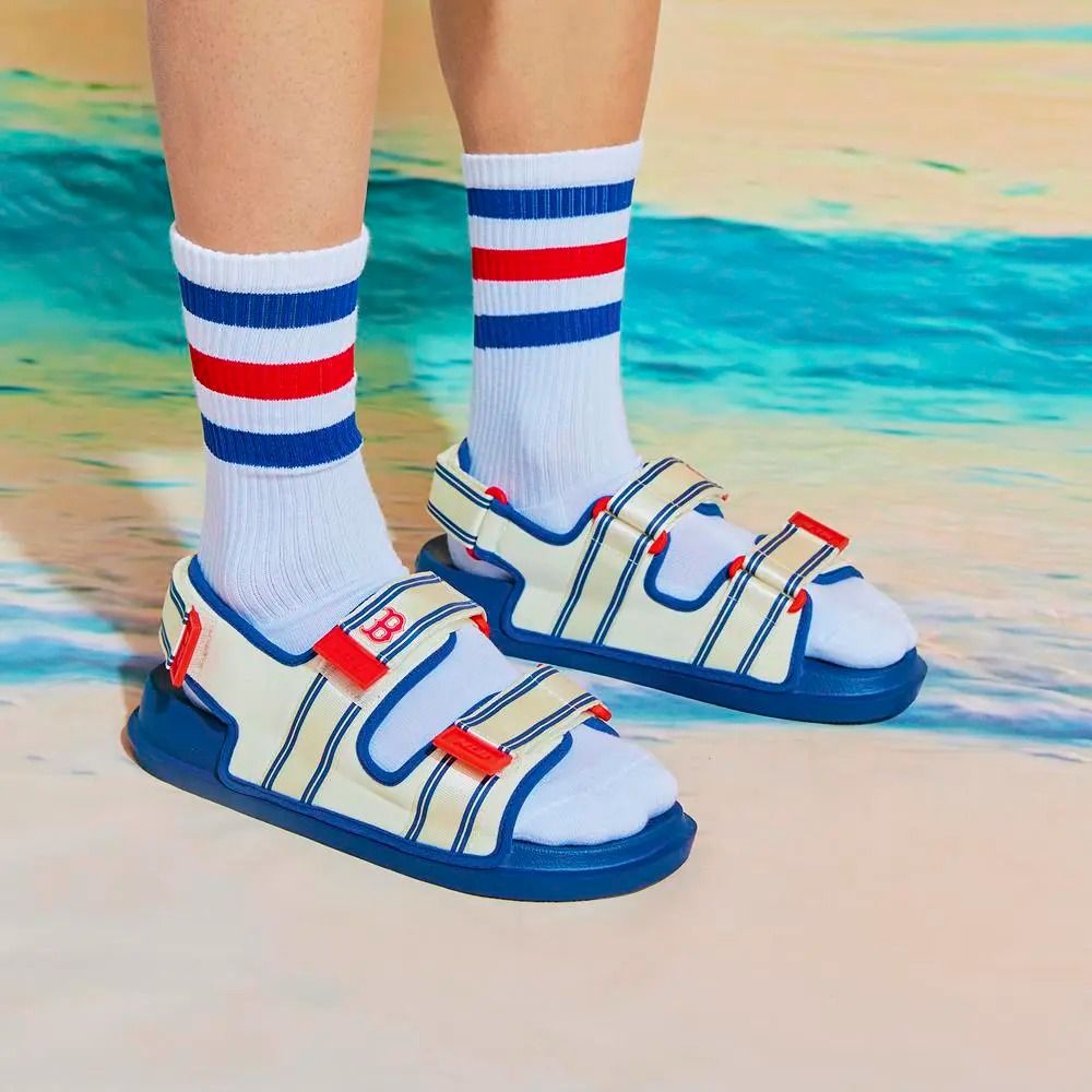 1039 - HÀNG CHÍNH HÃNG - GIÀY SANDAL MLB - LOGO B ĐỎ ĐẾ XANH - CODE: 3ASDSD223-43NYL