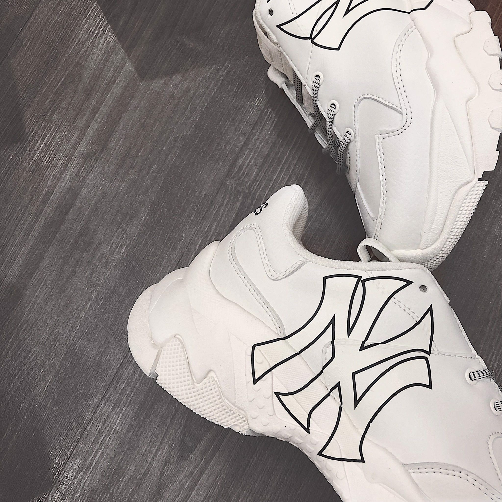 0034 - HÀNG CHÍNH HÃNG - GIÀY MLB BIG BALL CHUNKY NEW YORK - NY Trắng - *WHITE BLACK* - 2025** - Code: 32SHC1911 50I