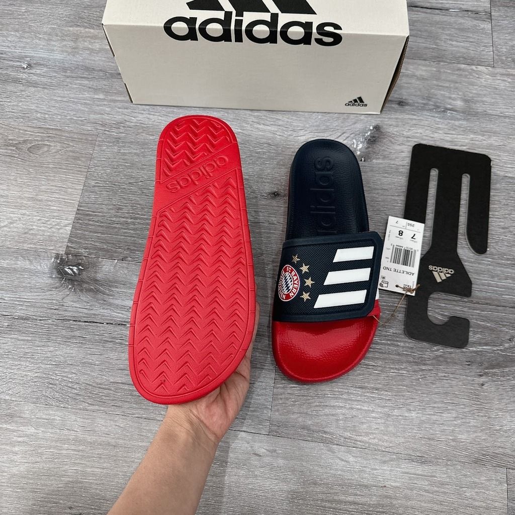 1094 - HÀNG CHÍNH HÃNG - DÉP ADIDAS TND - NAVY & ĐỎ - BAYERN MUNICH - CODE: GZ5937