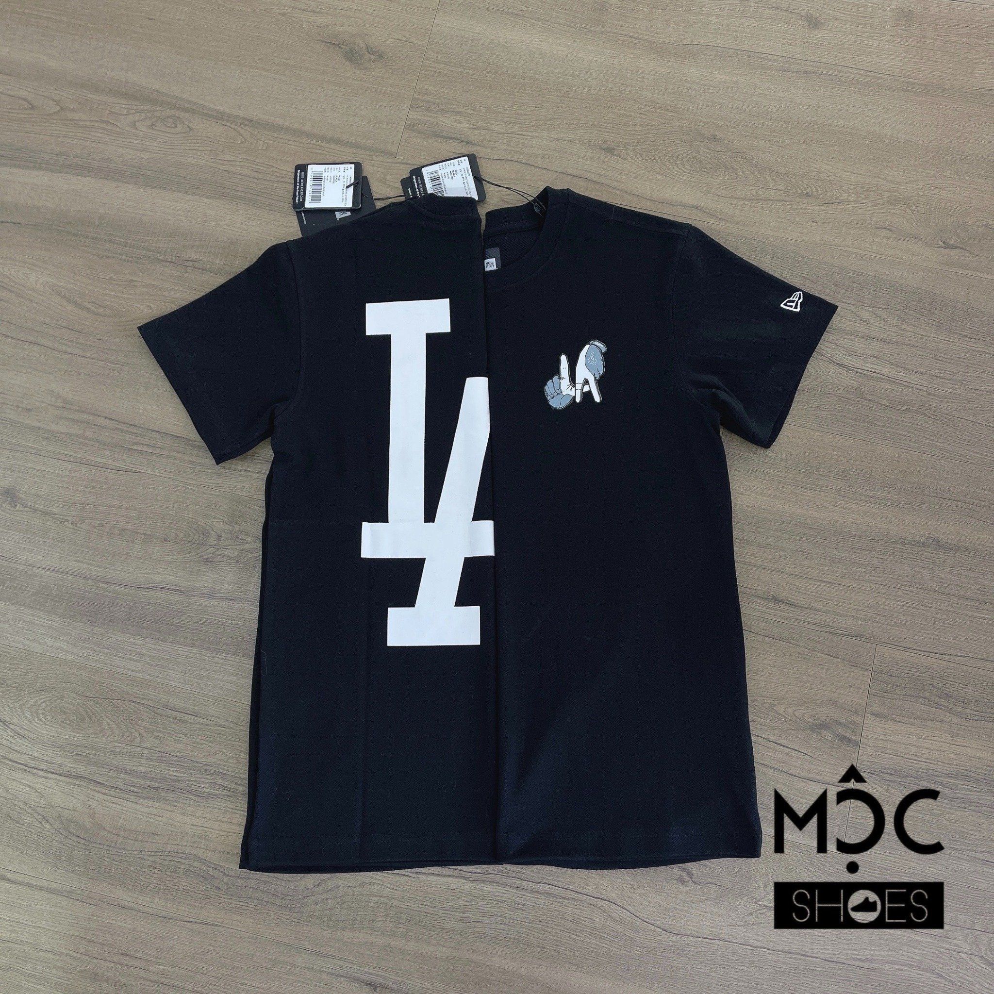 0631 - HÀNG CHÍNH HÃNG - ÁO THUN NEW ERA - LA NGÓN TAY ĐEN - *BLACK* - Code: 13086573