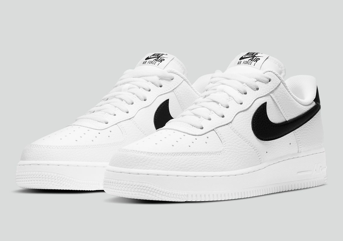  0109 - HÀNG CHÍNH HÃNG - GIÀY NIKE AIR FORCE 1 TRẮNG - SWOOSH ĐEN  - *WHITE/BLACK LOGO* - 2021** - Code: CT2302-100 