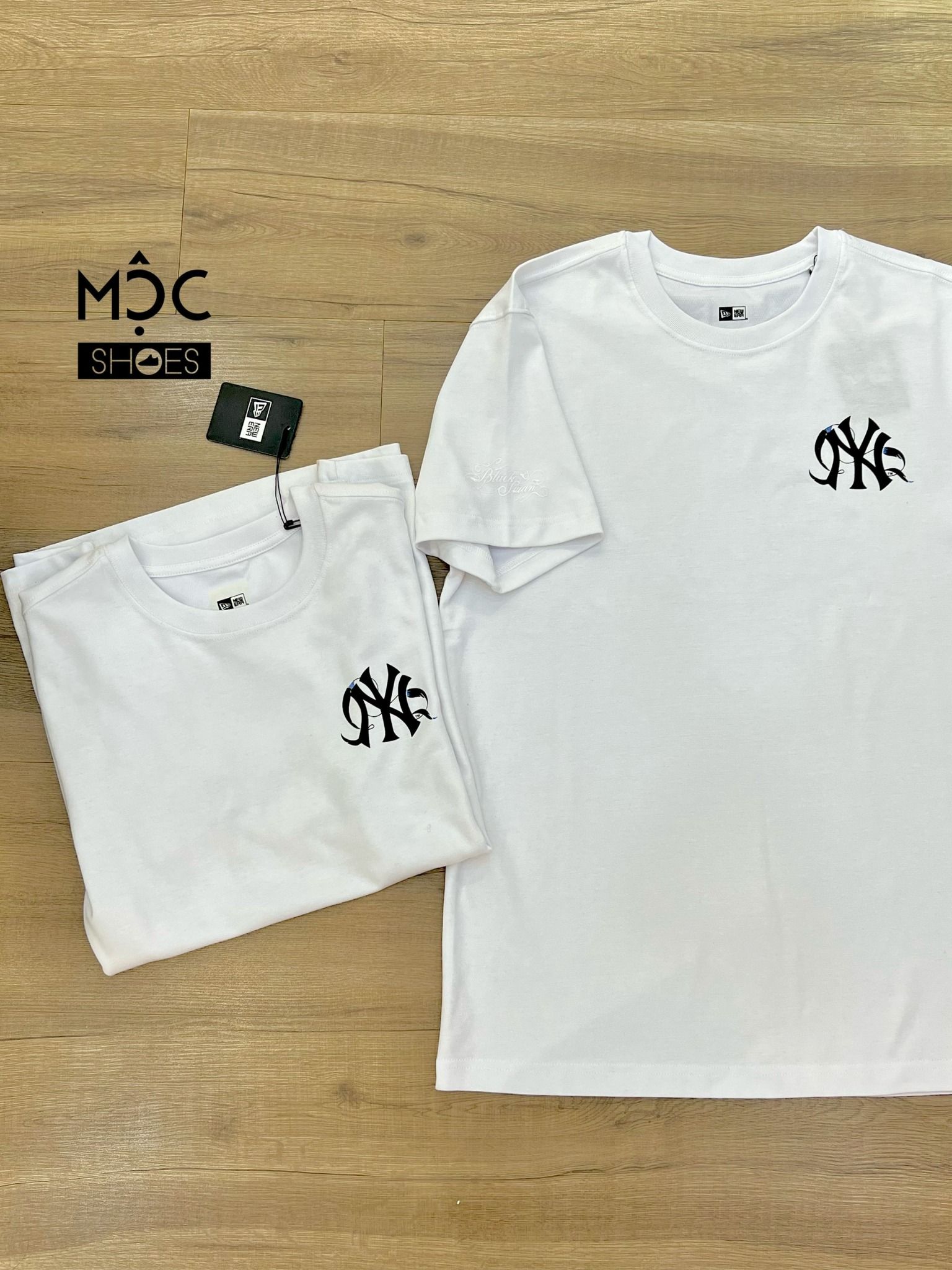 0621 - HÀNG CHÍNH HÃNG - ÁO THUN NEW ERA X BTS - SWAN (THIÊN NGA) TRẮNG - *WHITE* - Code: 13277227
