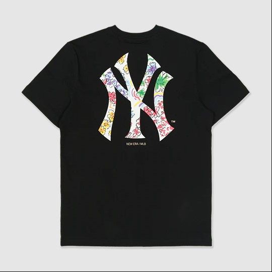 1063 - HÀNG CHÍNH HÃNG - ÁO THUN NEW ERA - WATERCOLOR FLORAL NEW YORK YANKEES - ĐEN - CODE: 13527215