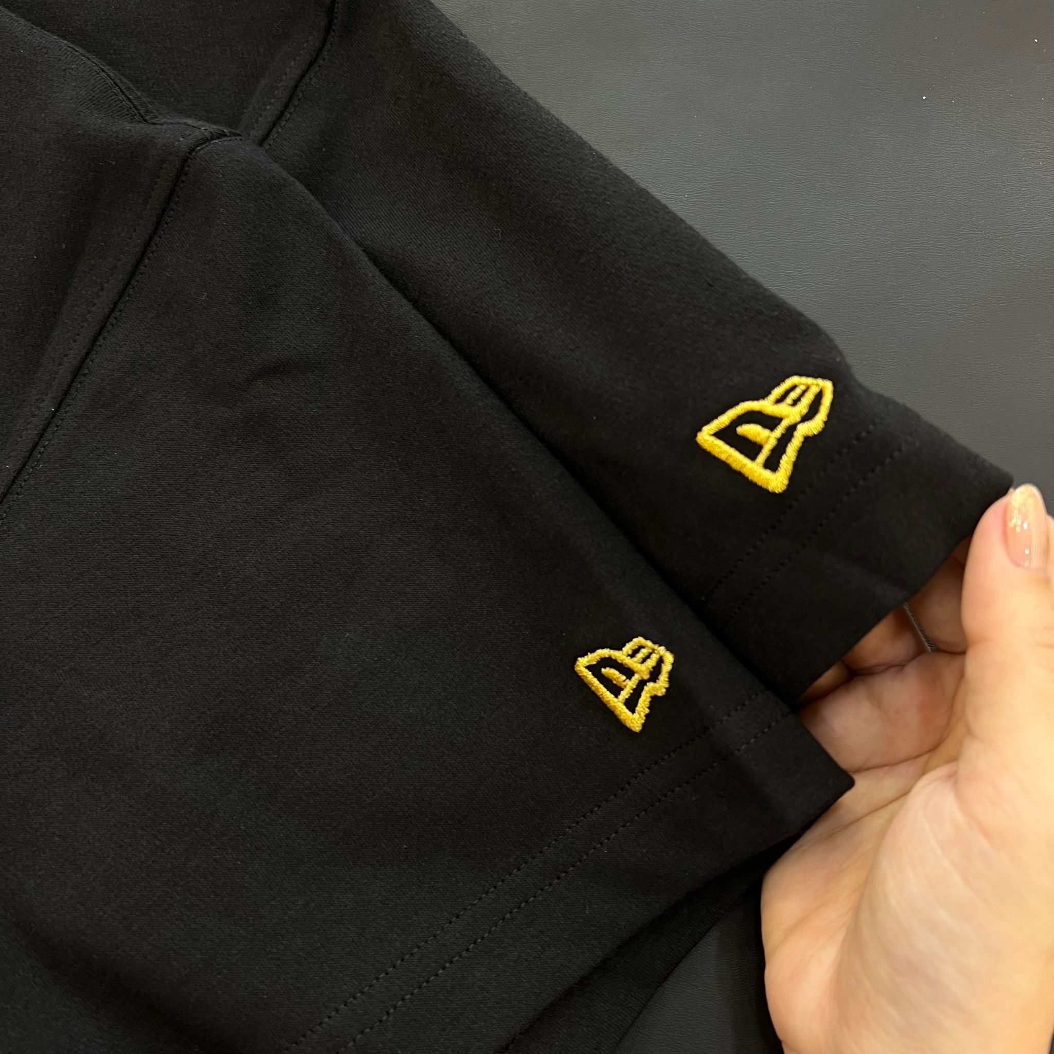 0715 - HÀNG CHÍNH HÃNG - ÁO THUN NEW ERA - NY TRỐNG ĐỒNG ĐEN - *BLACK* - Code: 12119411
