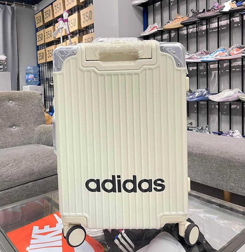 1127 - HÀNG CHÍNH HÃNG - Vali Adidas Sticker - LỚN (Size 28 - Kí Gửi) - MÀU TRẮNG KEM