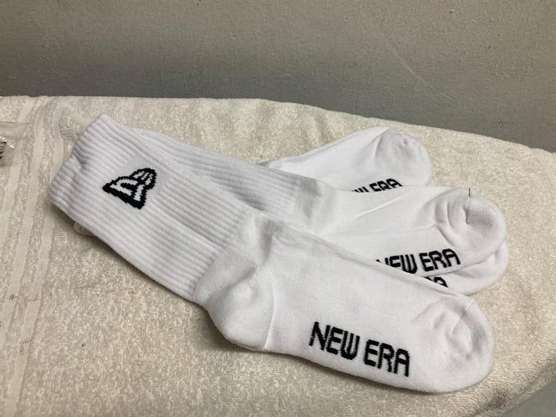 2285 - HÀNG CHÍNH HÃNG - VỚ NEW ERA - DÀI - BASIC TRẮNG