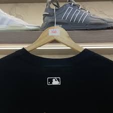 2202 - HÀNG CHÍNH HÃNG - ÁO THUN MLB - NY ORANGE LOGO - BLACK - CODE 3ATSM0443-50BKS