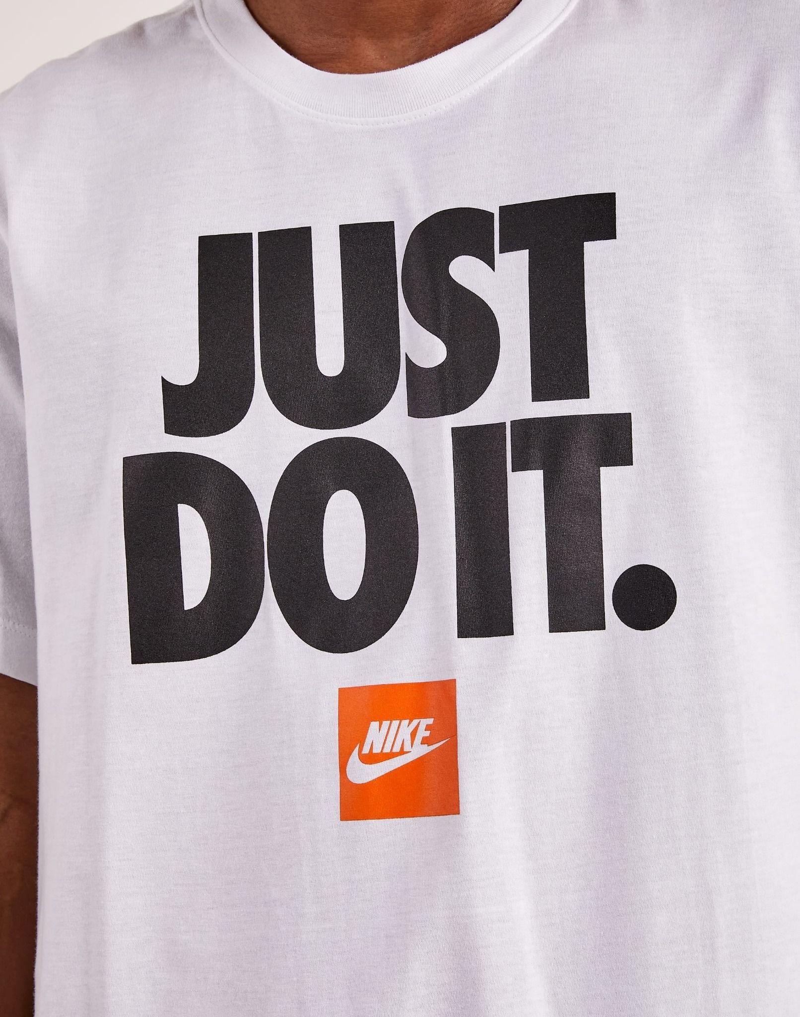 2340 - HÀNG CHÍNH HÃNG - ÁO THUN NIKE - JUST DO IT - TRẮNG - CODE: B08XY7XLTM