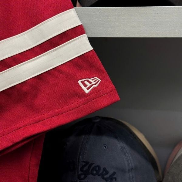 2589 - HÀNG CHÍNH HÃNG - ÁO THUN NEW ERA - JERSEY NEW YORK - ĐỎ ĐÔ - CODE: 13505030