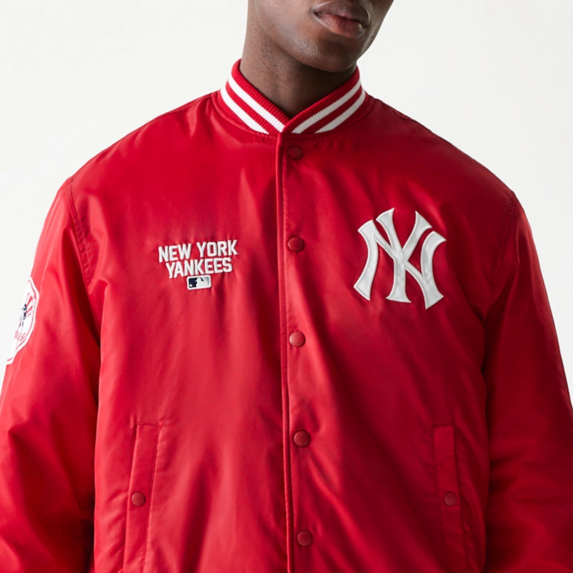 2608 - HÀNG CHÍNH HÃNG - ÁO KHOÁC BOMBER - NY YANKEES - ĐỎ - CODE: 14397946