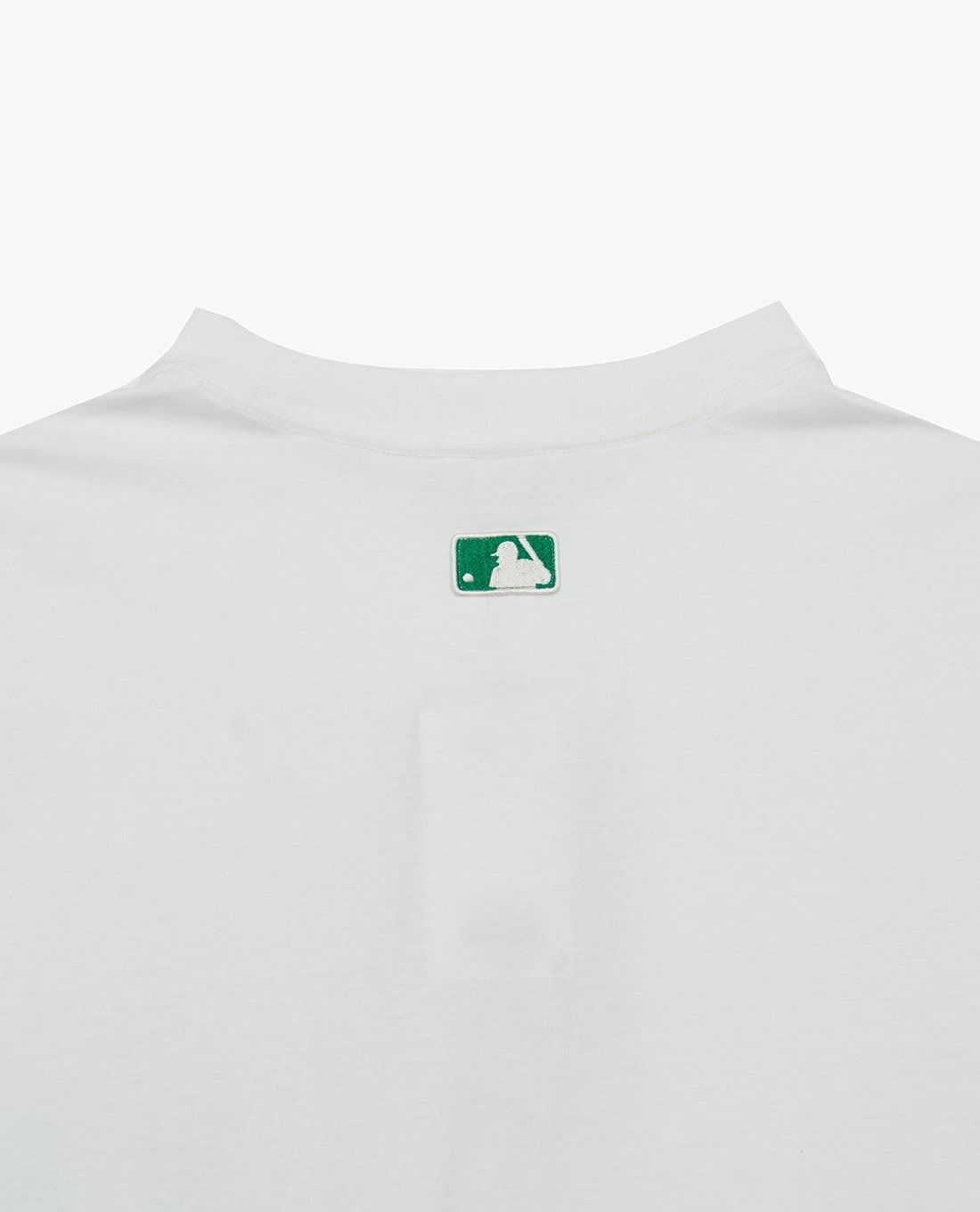 1709 - HÀNG CHÍNH HÃNG - ÁO THUN MLB - NY Pop Art Graphic- TRẮNG - CODE: 3ATSL0433
