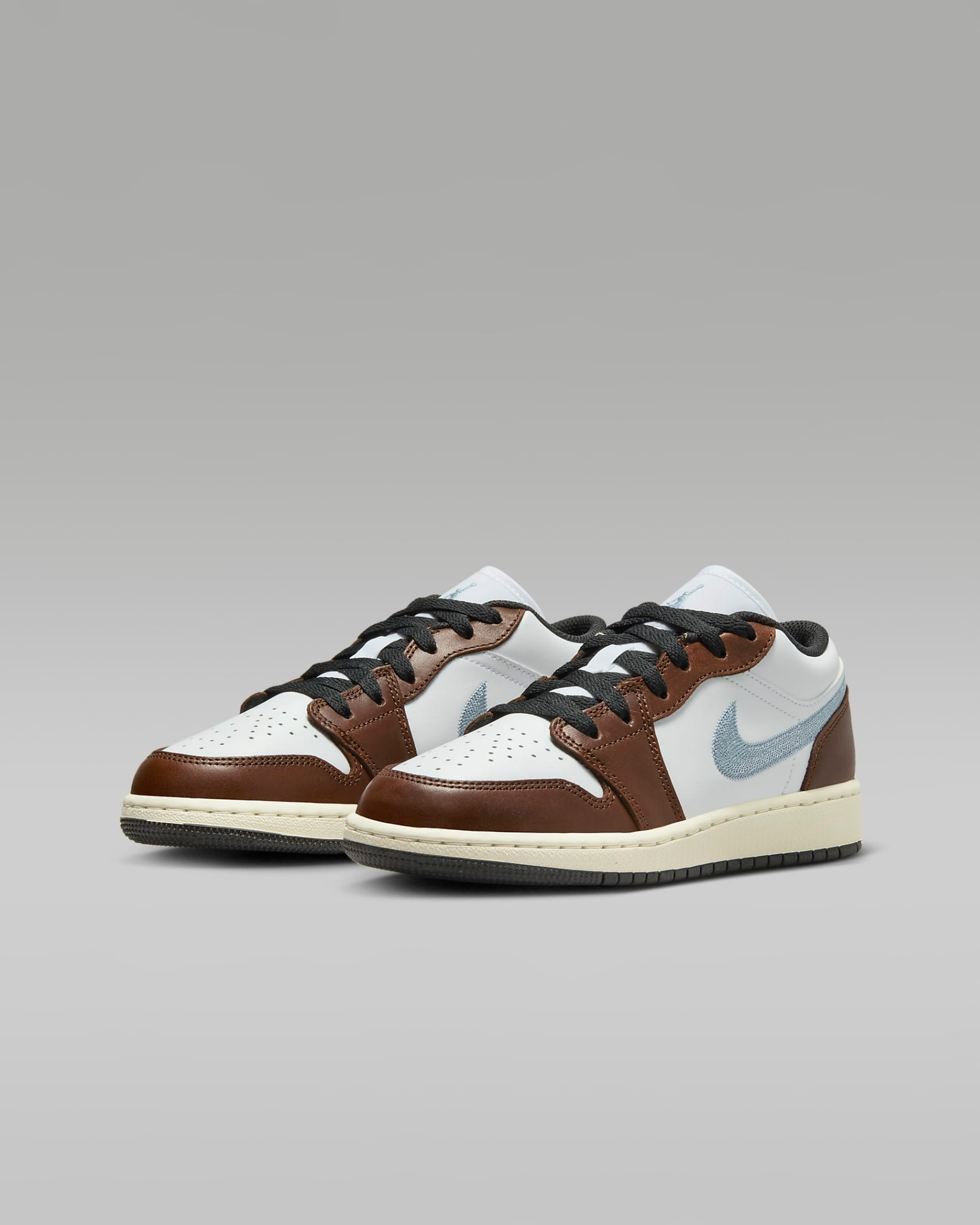 2152 - HÀNG CHÍNH HÃNG - GIÀY NIKE AIR JORDAN 1 LOW - MOCHA BLUE GRAY - CODE: FQ8156-142
