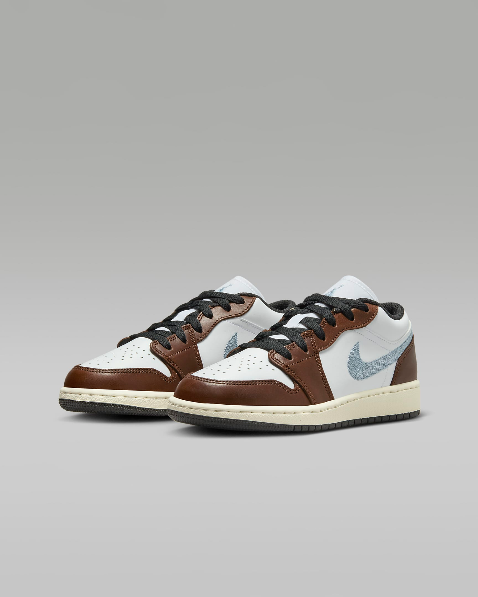  2152 - HÀNG CHÍNH HÃNG - GIÀY NIKE AIR JORDAN 1 LOW - MOCHA BLUE GRAY - CODE: FQ8156-142 