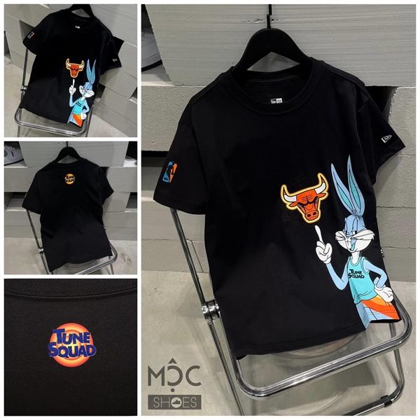0688 - HÀNG CHÍNH HÃNG - ÁO THUN NEW ERA - HÌNH THỎ BUNNY CHICAGO BULLS ĐEN - *BLACK* - Code: 13053409