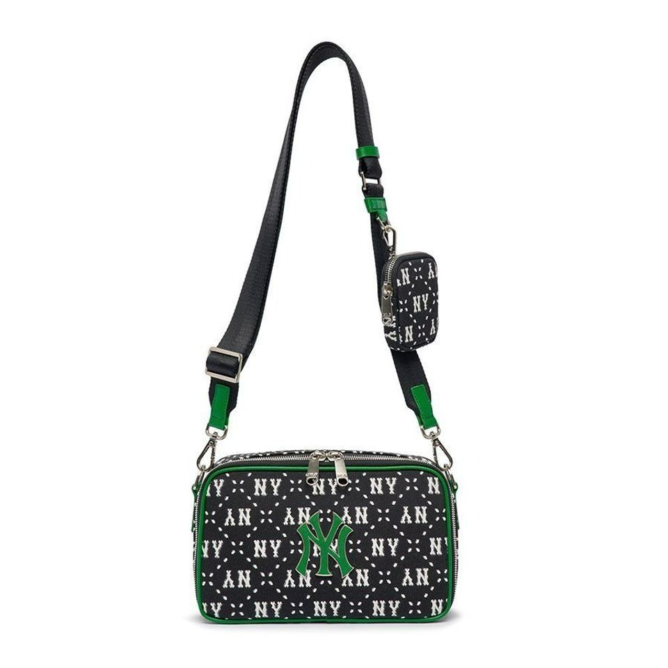 1237 - HÀNG CHÍNH HÃNG - Túi Đeo Chéo MLB Dia Monogram ( Lớn ) Cross New York Yankees - Black - Code : 3ACRM013N-50BKS