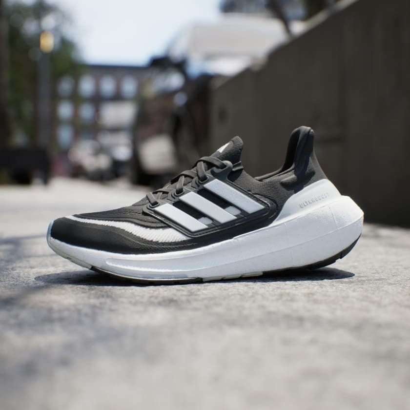 1236 - HÀNG CHÍNH HÃNG - GIÀY ADIDAS ULTRA BOOST LIGHT - CORE BLACK - CODE: HQ6345
