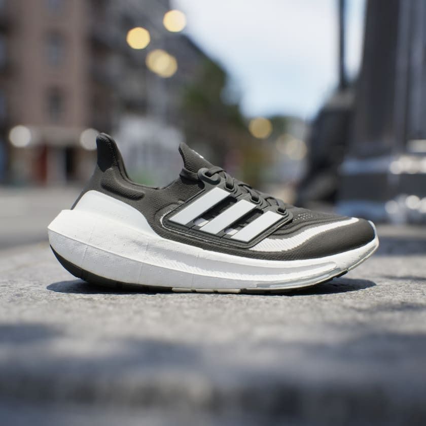 1236 - HÀNG CHÍNH HÃNG - GIÀY ADIDAS ULTRA BOOST LIGHT - CORE BLACK - CODE: HQ6345