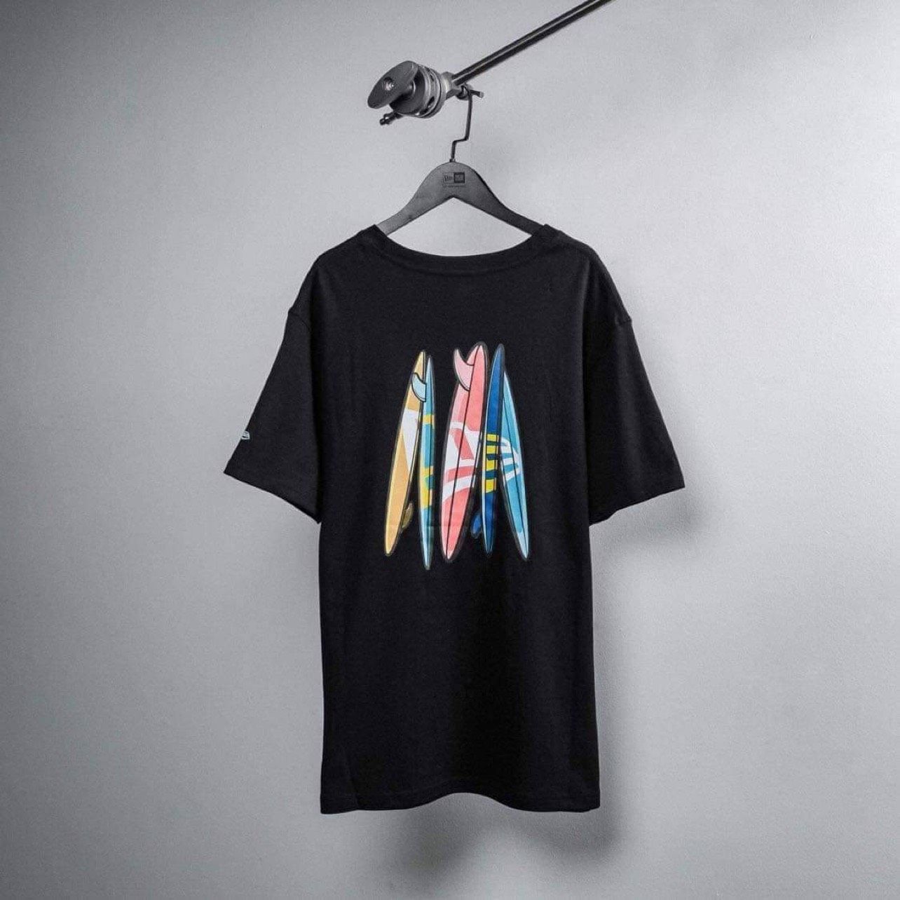 0725 - HÀNG CHÍNH HÃNG - ÁO THUN NEW ERA - MULTICOLOR ( ÁO VÁN ) ĐEN - *BLACK* - Code: 12715286