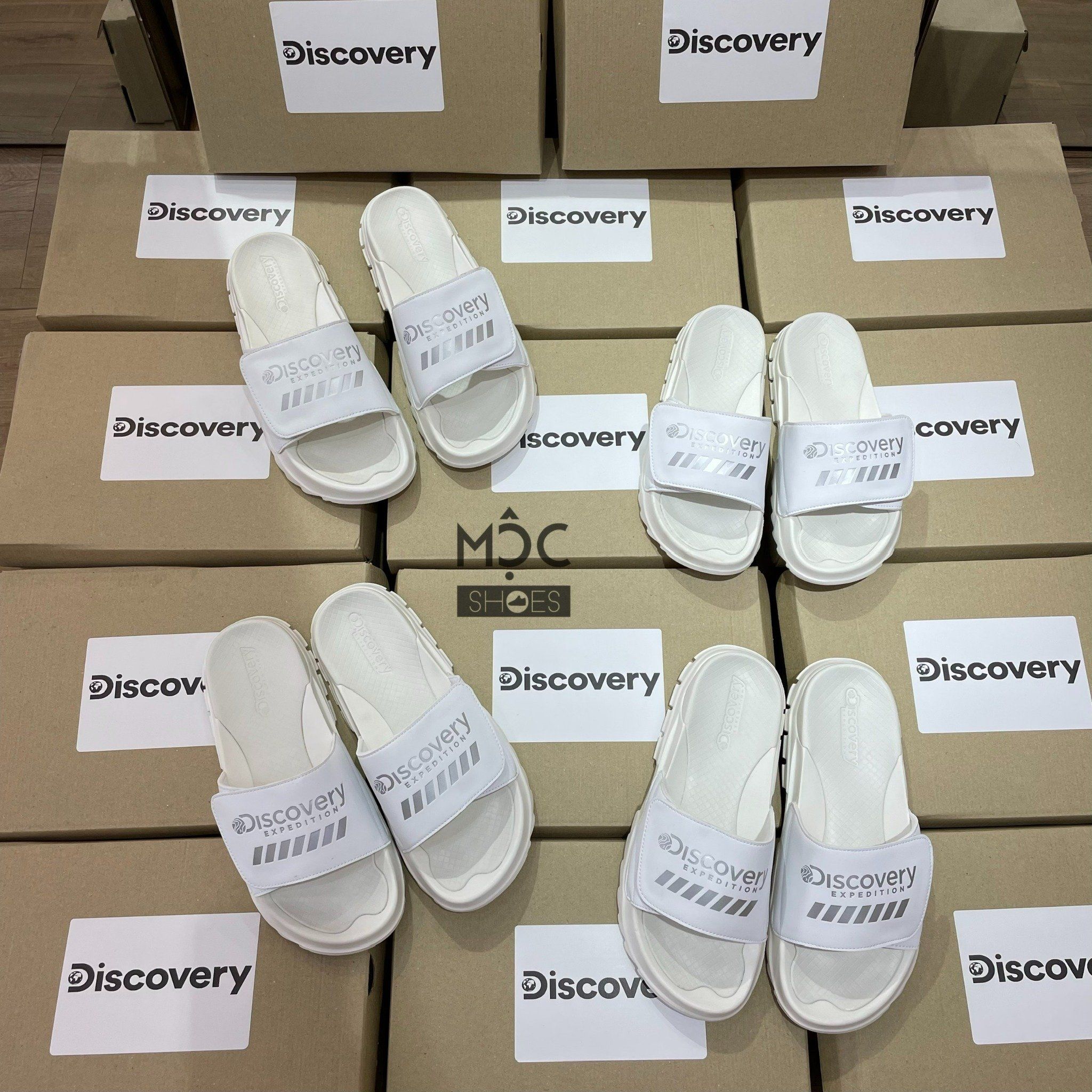 0488 - HÀNG CHÍNH HÃNG - DÉP QUAI NGANG DISCOVERY EXPEDITION BUCKET - MÀU *WHITE/SILVER* - CODE: DXLP2101N WHS