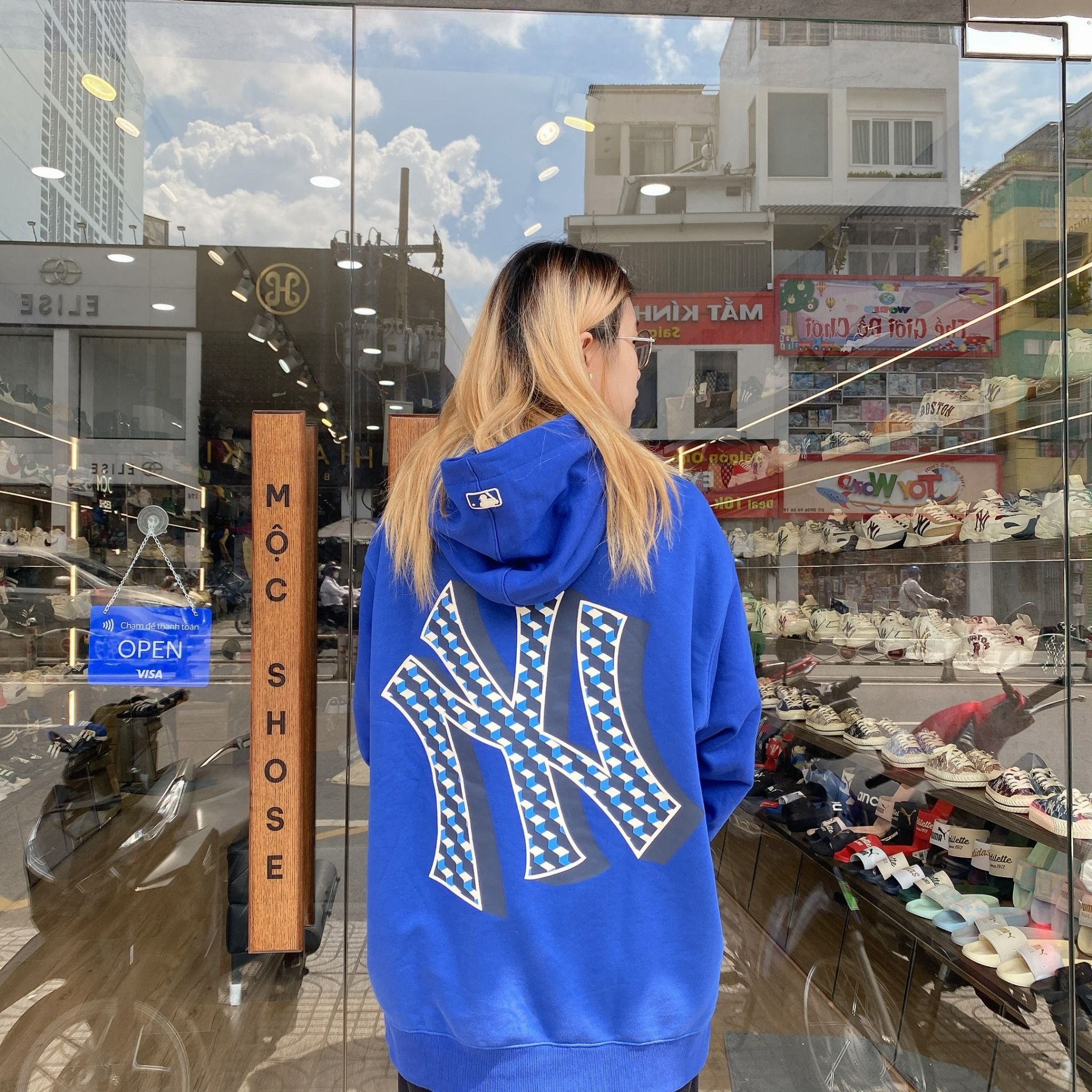 0510 - HÀNG CHÍNH HÃNG - ÁO HOODIE TAY DÀI CÓ MŨ MLB HOẠ TIẾT NY ZICZAC MÀU *DARK BLUE/XANH DƯƠNG* 2022