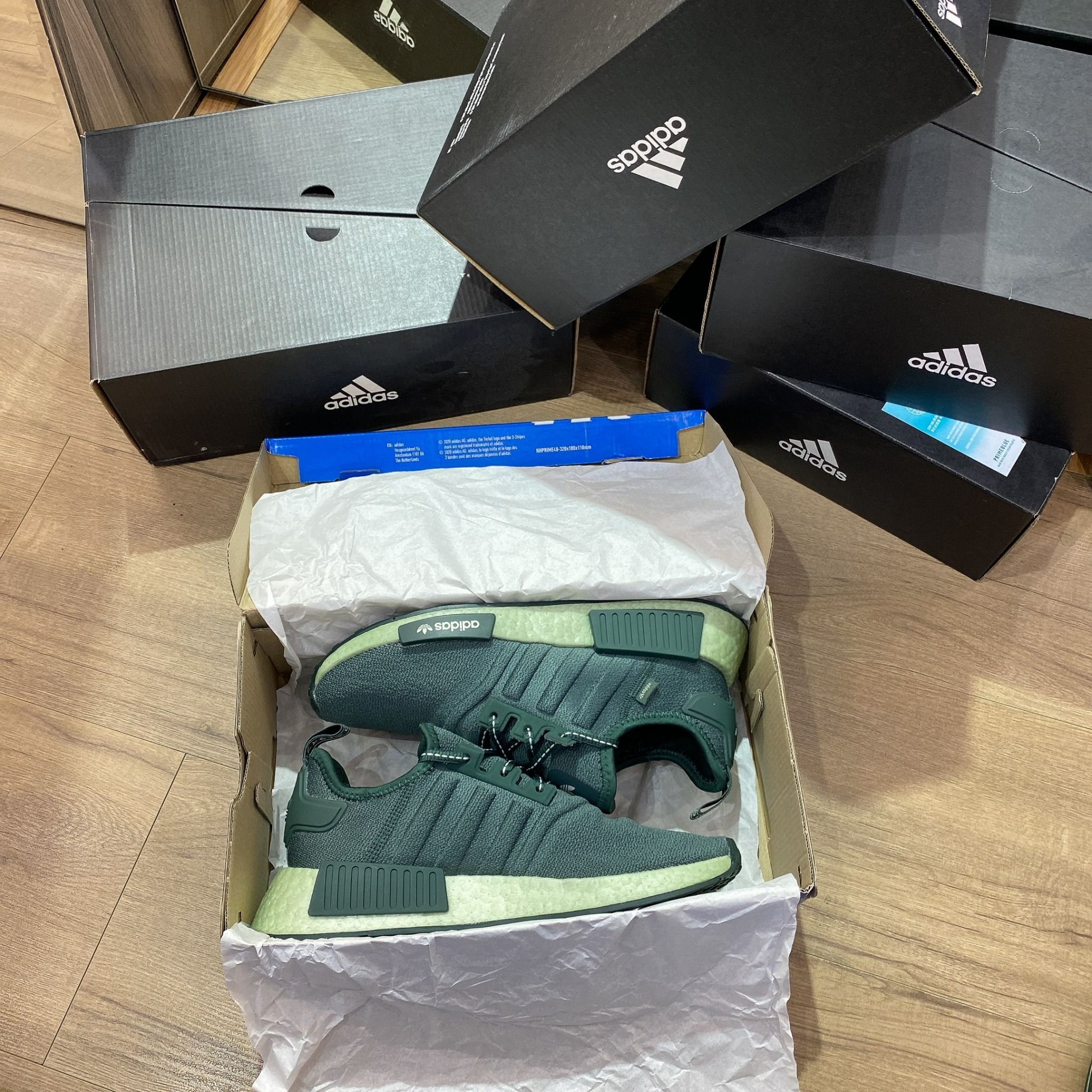 0518 - HÀNG CHÍNH HÃNG - GIÀY ADIDAS NMD R1 V1 MÀU XANH RÊU - *RÊU/DARK GREEN* - CODE: GW9477