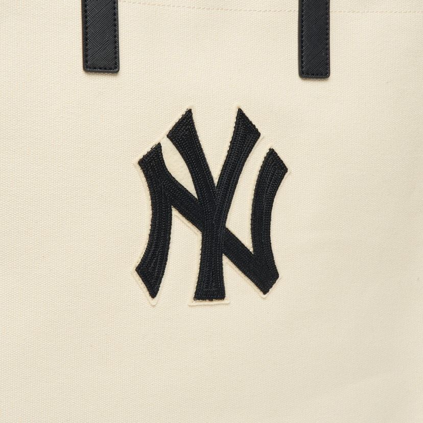 0532 - HÀNG CHÍNH HÃNG - TÚI TOTE MLB CANVAS NEW YORK YANKESS MÀU KEM TRẮNG - *CREAM* - CODE: 3AORM022N-50CRS