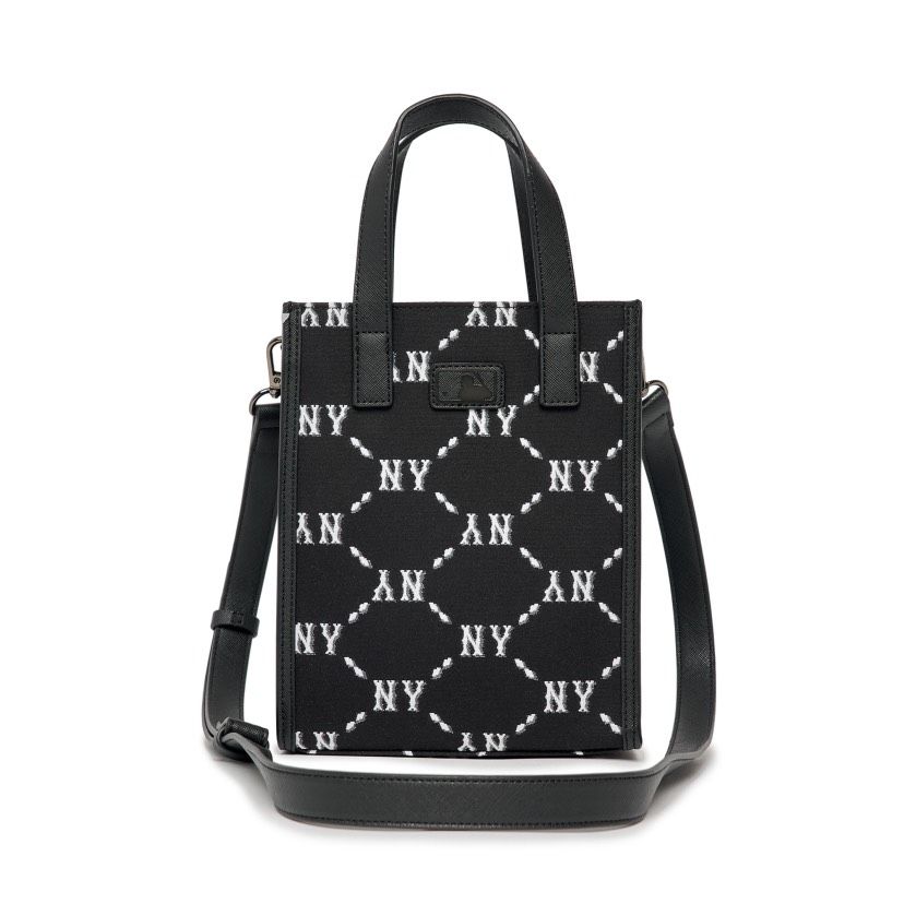 0526 - HÀNG CHÍNH HÃNG - TÚI MLB SMALL TOTE HANDPHONE DIA MONOGRAM JACQUARD NEW YORK YANKEES - CODE: 3ACRH102N-50BKS