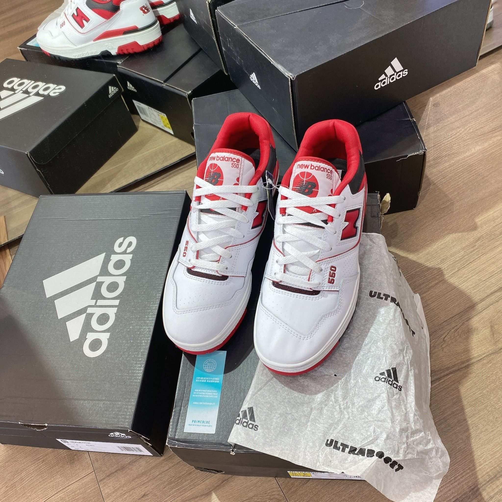 0547 - HÀNG CHÍNH HÃNG - GIÀY NEW BALANCE 550 WHITE TEAM RED - *RED/WHITE* - CODE: BB550SE1