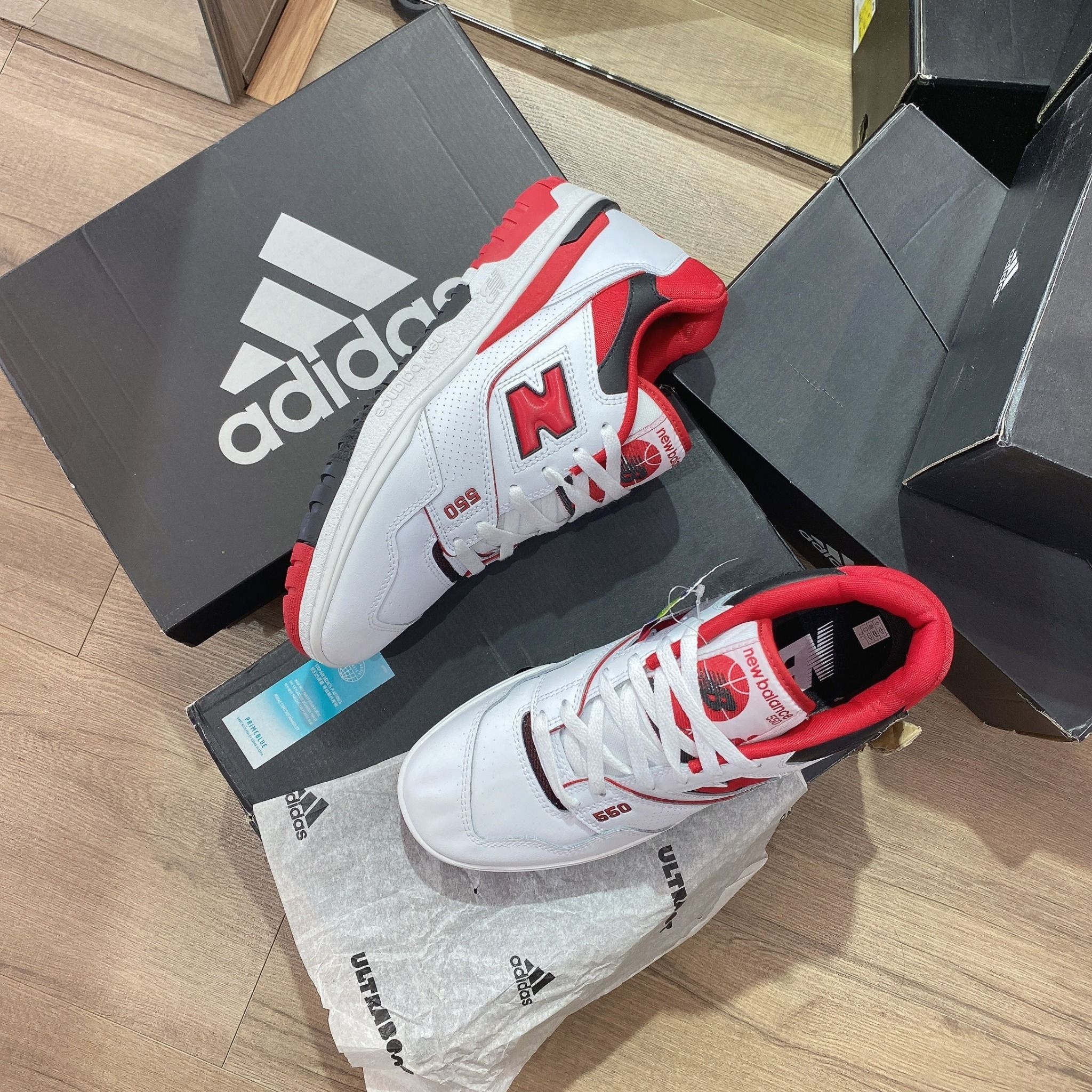 0547 - HÀNG CHÍNH HÃNG - GIÀY NEW BALANCE 550 WHITE TEAM RED - *RED/WHITE* - CODE: BB550SE1