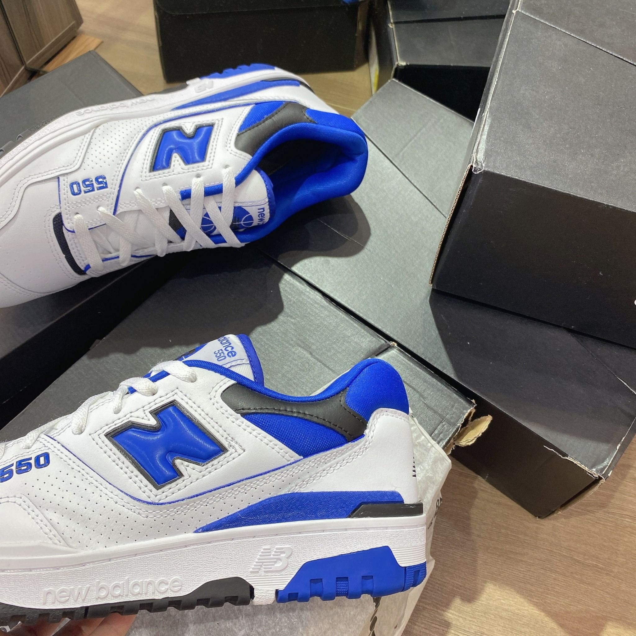 0548 - HÀNG CHÍNH HÃNG - GIÀY NEW BALANCE 550 MÀU XANH TRẮNG - *BLUE/WHITE* - CODE: BB550SN1
