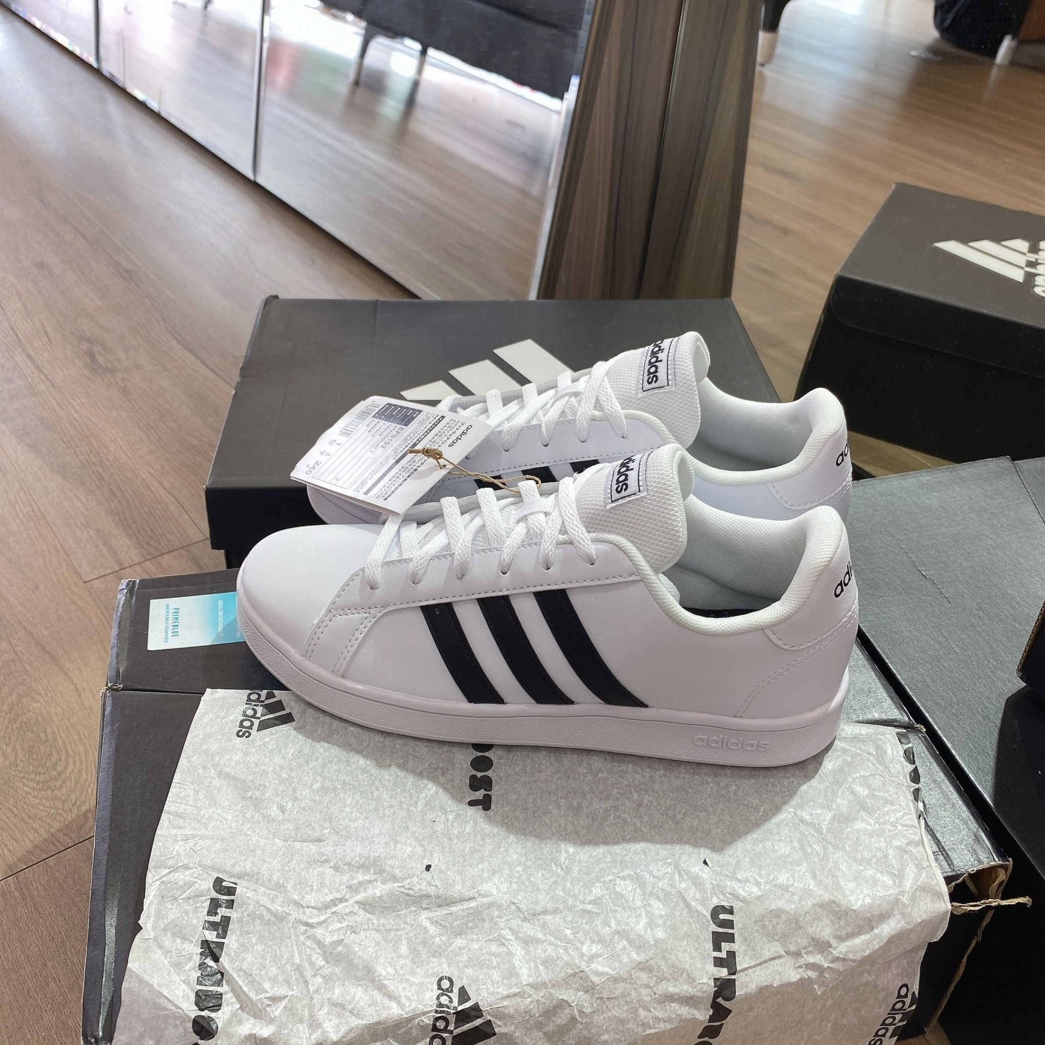 0558 - HÀNG CHÍNH HÃNG -GIÀY ADIDAS GRAND COURT MÀU TRẮNG SỌC ĐEN PANDA - *WHITE/BLACK* - CODE: EF0103