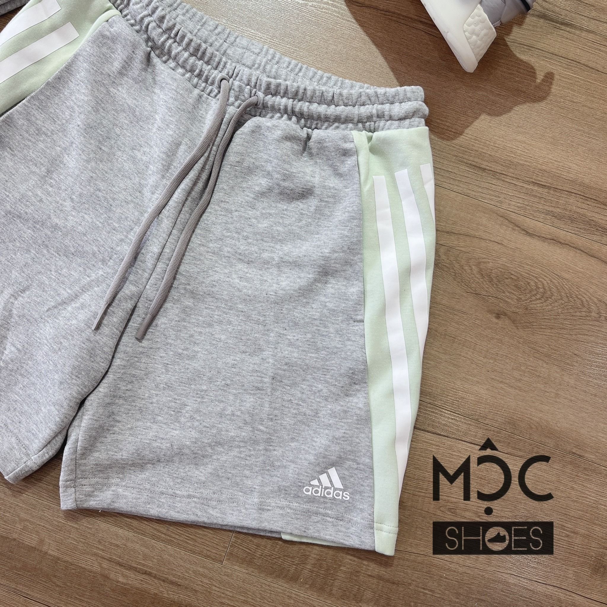 0556 - HÀNG CHÍNH HÃNG - QUẦN ĐÙI SHORT ADIDAS 3 SỌC FUTURE ICONS MÀU XÁM - *GREY* - CODE: HK4553