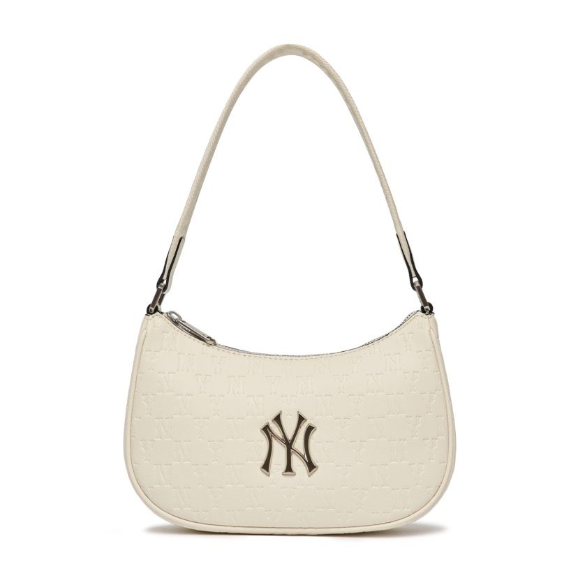 0576 - HÀNG CHÍNH HÃNG - TÚI KẸP NÁCH HOBO NEW YORK YANKEES HỌA TIẾT MONOGRAM IN NỔI CỔ ĐIỂN MÀU KEM - *CREAM* - CODE: 3ABQS022N-50CRS