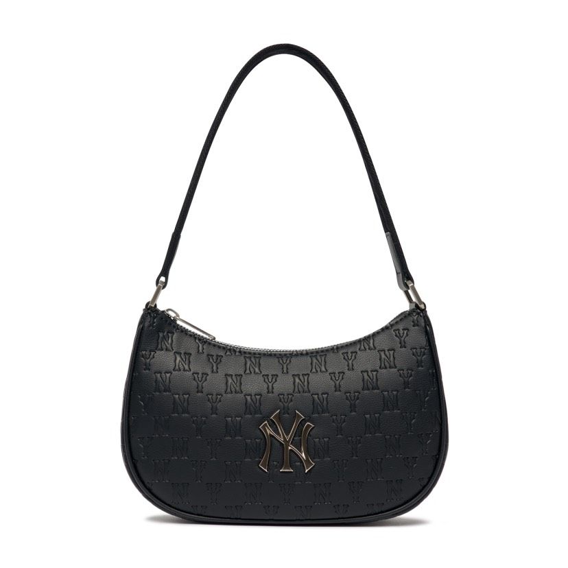 0577 - HÀNG CHÍNH HÃNG - TÚI KẸP NÁCH HOBO NEW YORK YANKEES HỌA TIẾT MONOGRAM IN NỔI CỔ ĐIỂN MÀU ĐEN - *BLACK* - CODE: 3ABQS022N-50BKS